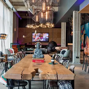 moxy-copenhagen.copenhagenhotelselect.com/